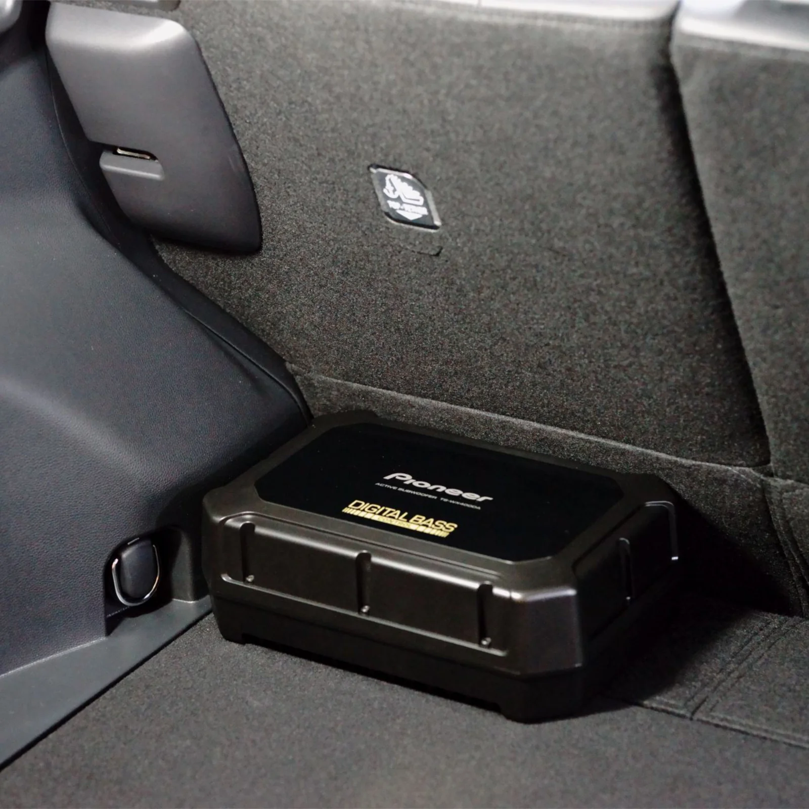 Pioneer TS-WX400DA Under Seat Subwoofer Amplifier Space Saving Car Bass Box Sub - Image 2