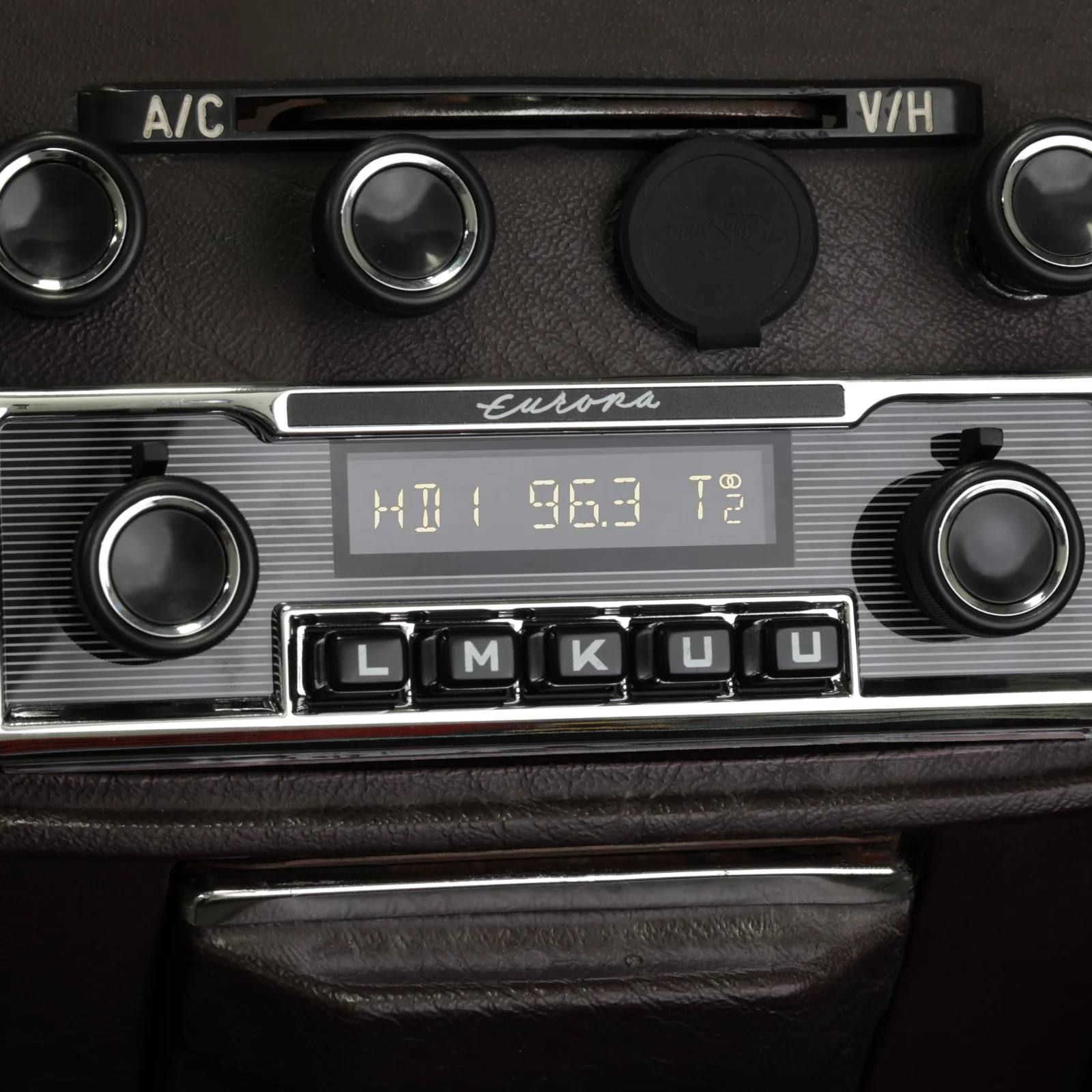 RetroSound Europa Motor 1 DAB FM Radio 1960's-70's Bluetooth Classic Car Stereo - Image 5